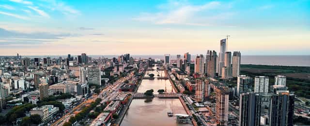 Puerto Madero, Buenos Aires (40689219792) (cropped) in Buenos Aires, Argentina